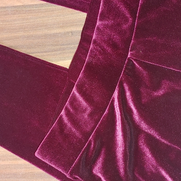 💖Old Navy Velvety Leggings💖 - Picture 2 of 3